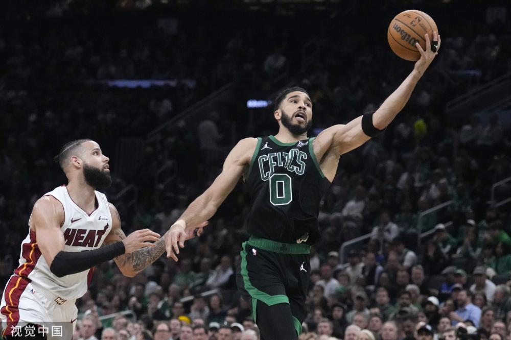 正是勇士当 正是勇士当