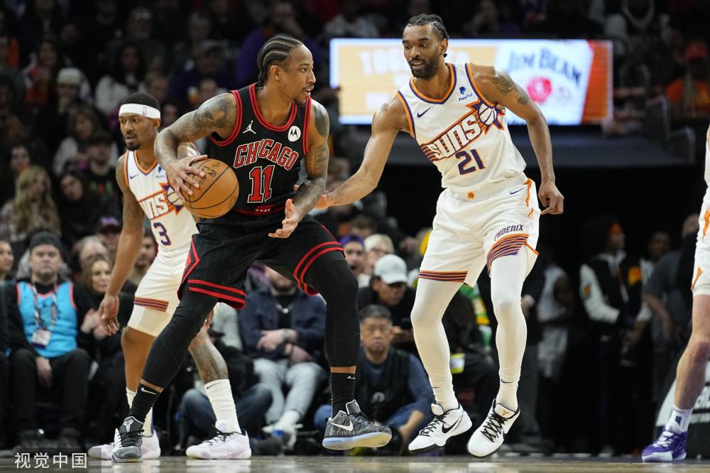 们以高空球 们以高空球