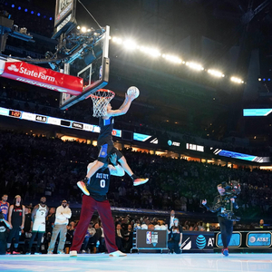 后场传递至 后场传递至